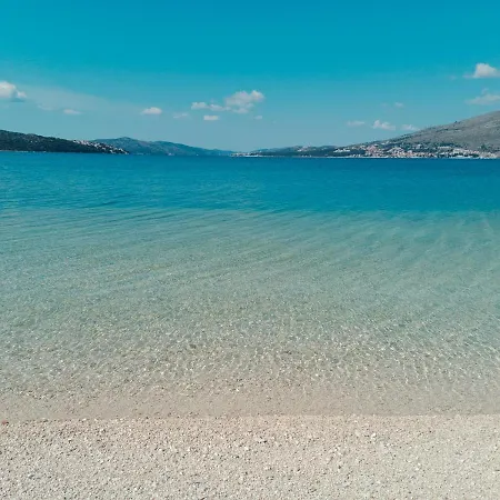 Surf & Joy - Croatia Vacation Seaview