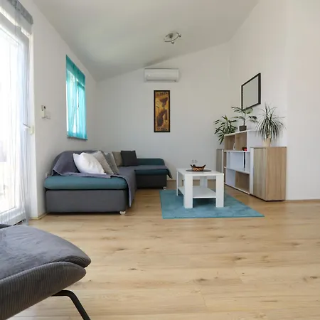 Apartment Surf & Joy - Croatia Vacation Seaview Okrug Gornji