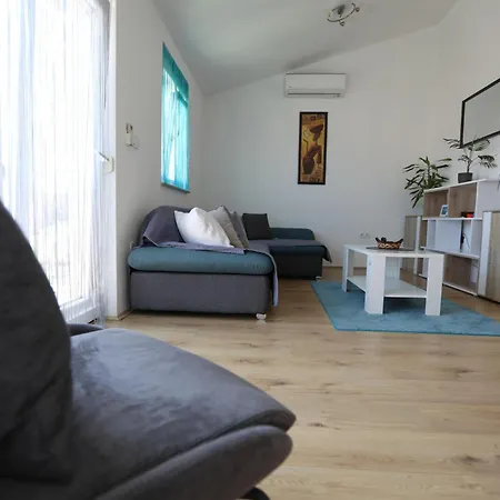 Surf & Joy - Croatia Vacation Seaview Apartment Okrug Gornji