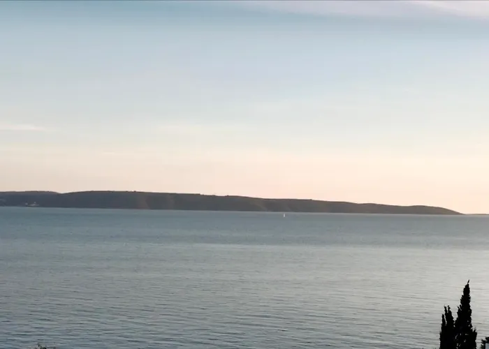 Surf & Joy - Croatia Vacation Seaview *