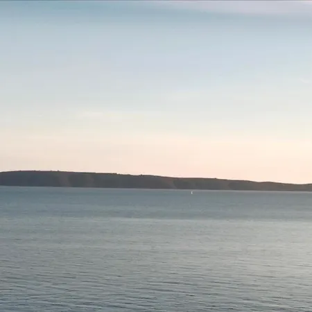 Surf & Joy - Croatia Vacation Seaview *